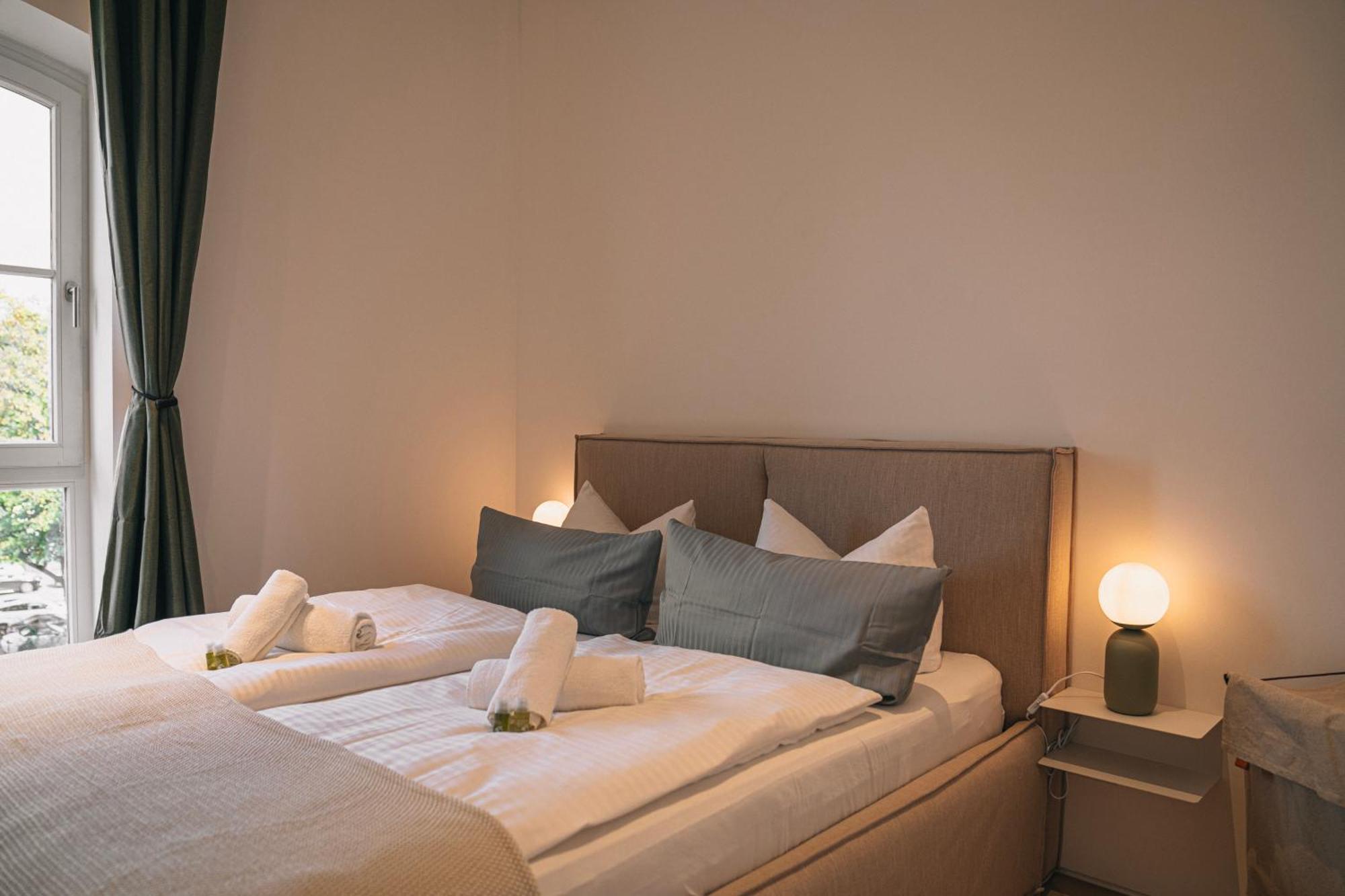 Rr - Penthouse - Luxe 105 Qm - Central - Wifi Magdeburg Eksteriør billede