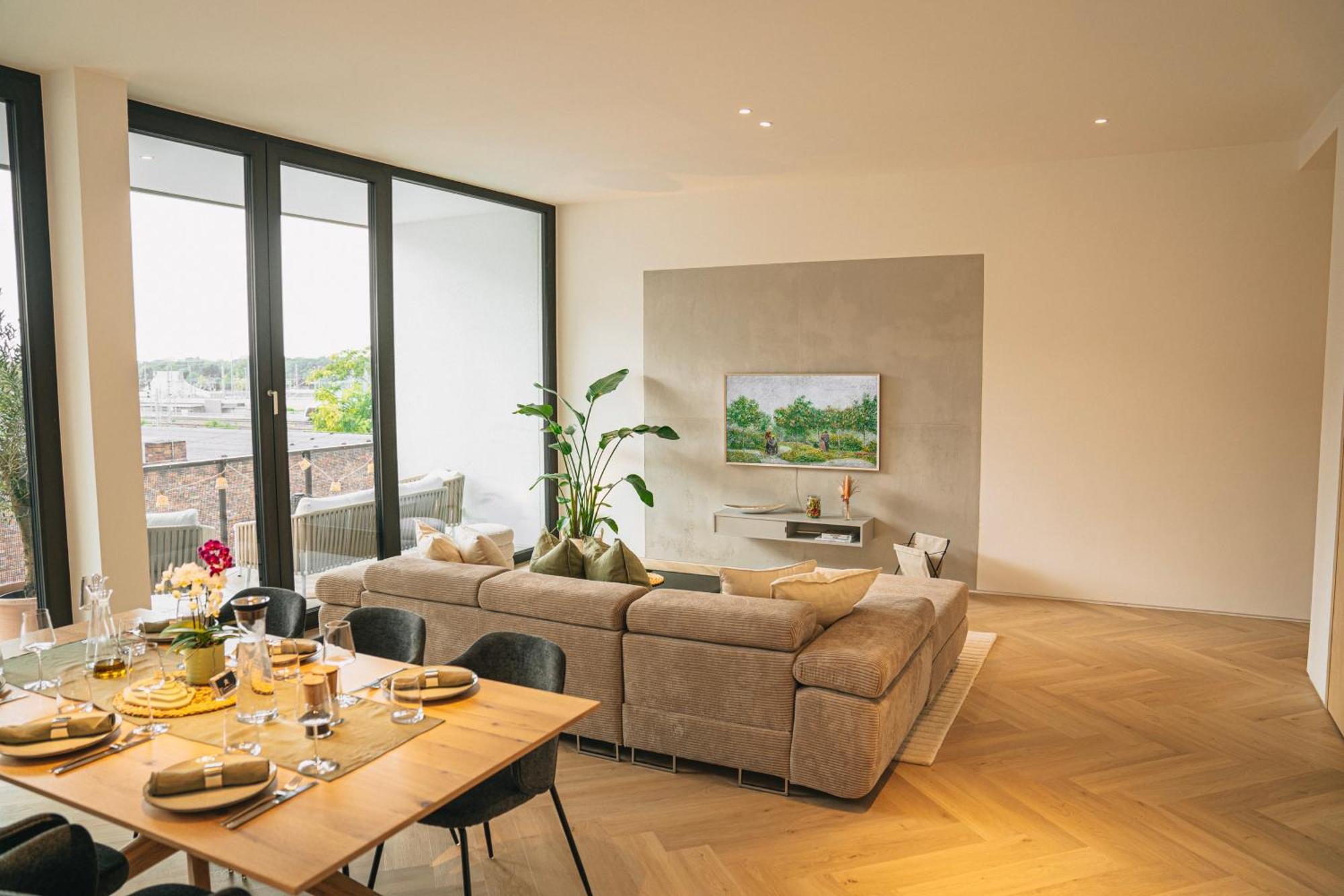 Rr - Penthouse - Luxe 105 Qm - Central - Wifi Magdeburg Eksteriør billede