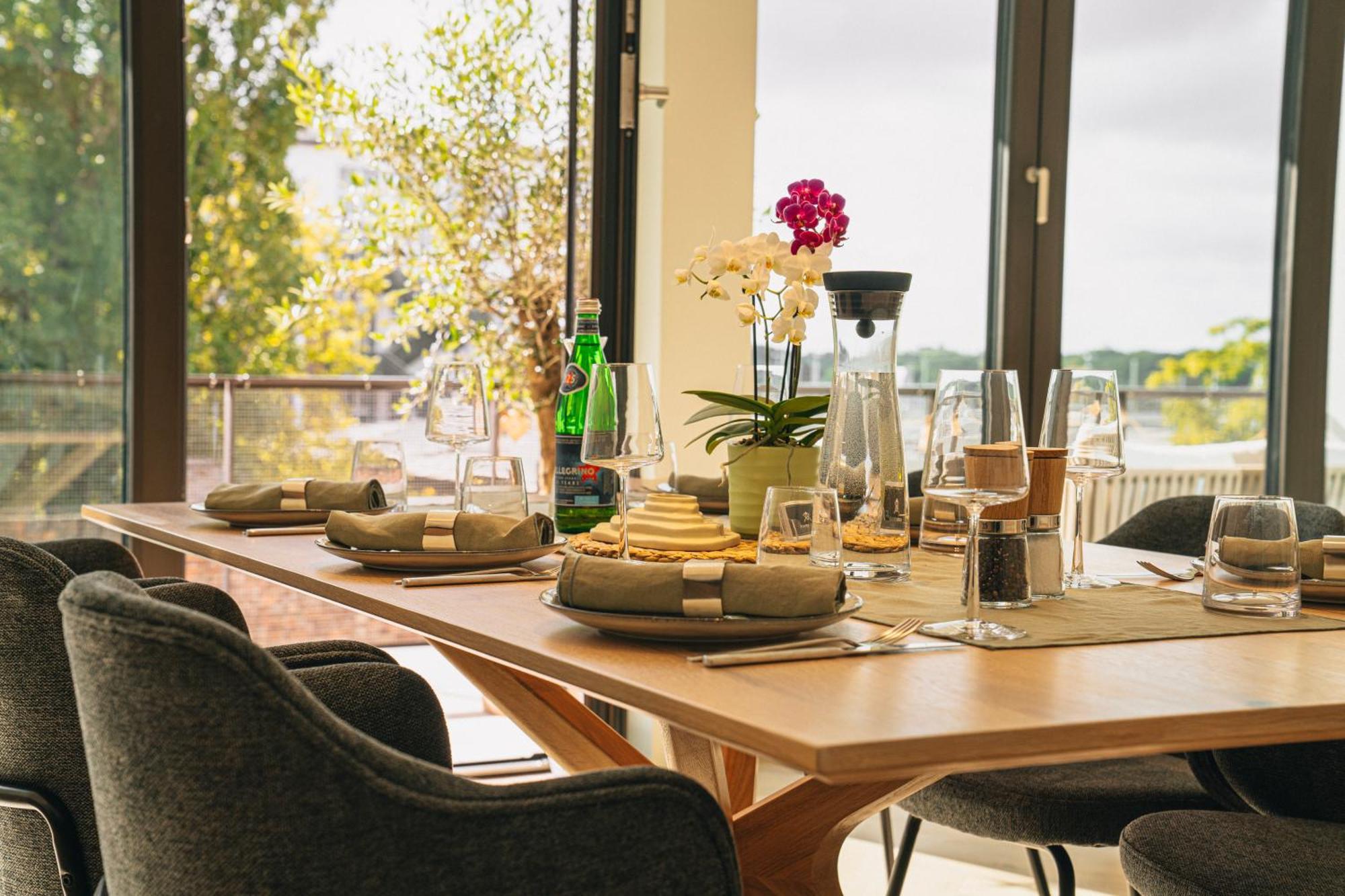 Rr - Penthouse - Luxe 105 Qm - Central - Wifi Magdeburg Eksteriør billede